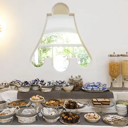 Hotel Pazziella Garden &