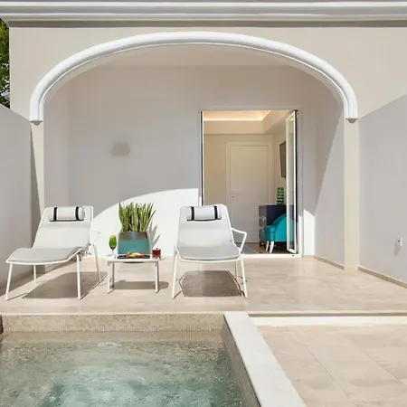Pazziella, A Luxury Collection Hotel, מלון 5*
