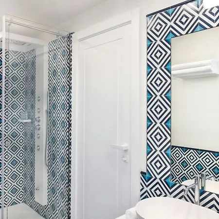 מלון Pazziella, A Luxury Collection Hotel,