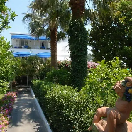 Pazziella Garden & 5* Capri
