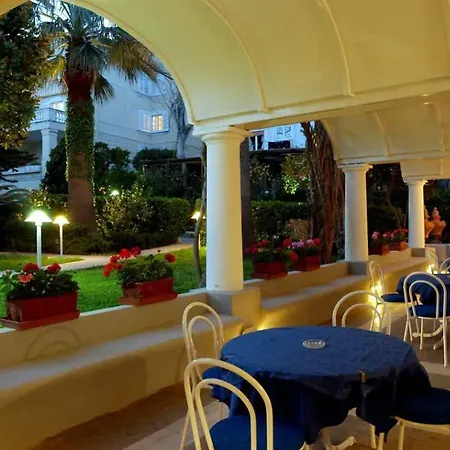 Pazziella Garden & Hotel 5*