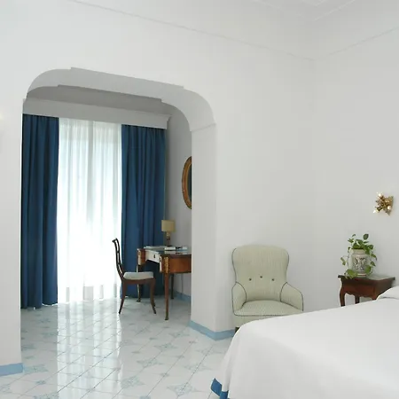 Pazziella Garden & 5*