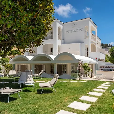 Pazziella Garden & Capri