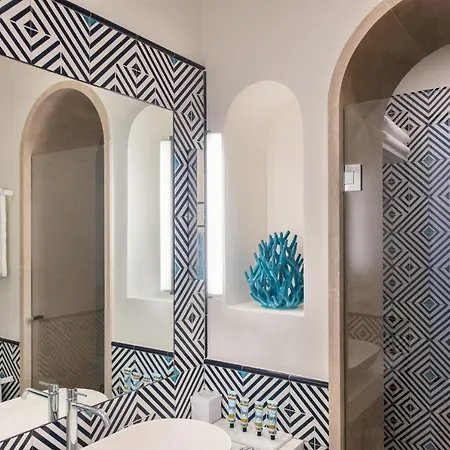Pazziella Garden & Hotel 5*