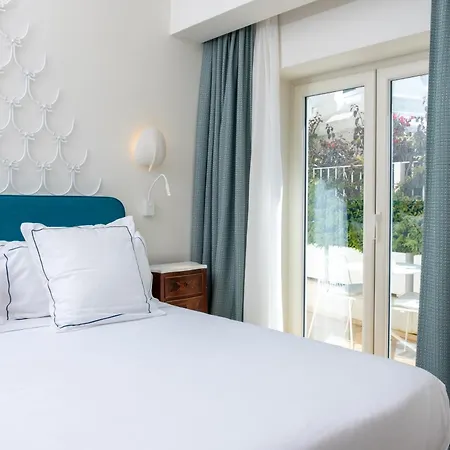 Отель Pazziella, A Luxury Collection Hotel,